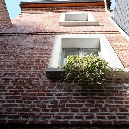 Les Maisons Du Puits Apartment *
