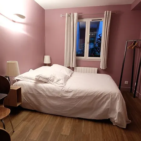 Les Maisons Du Puits 公寓